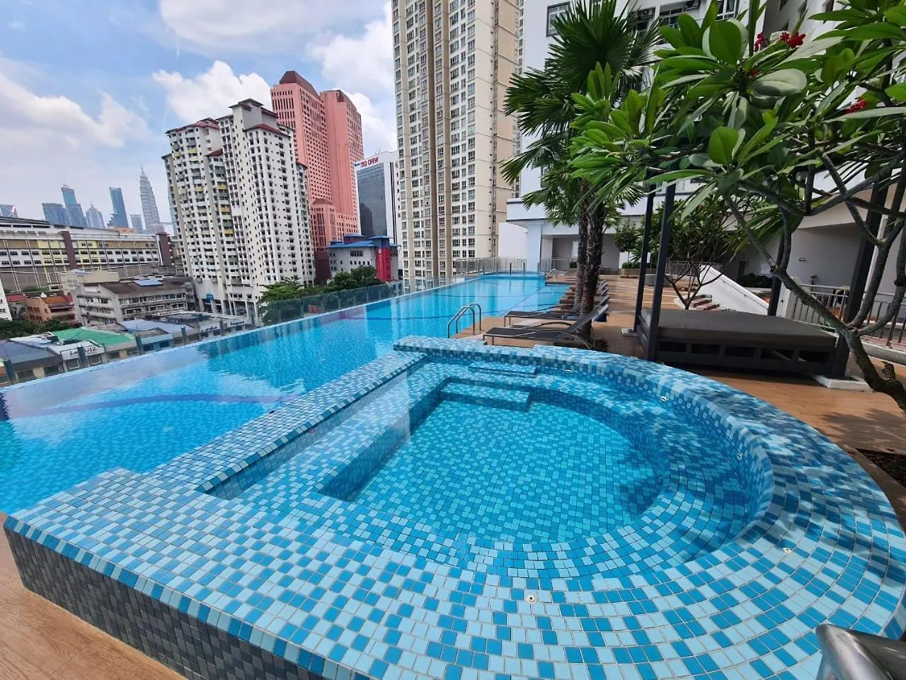 Apartment Tr Residence 2Br Kl View Near Mrt Lrt Monorail Kuala Lumpur Malaysia